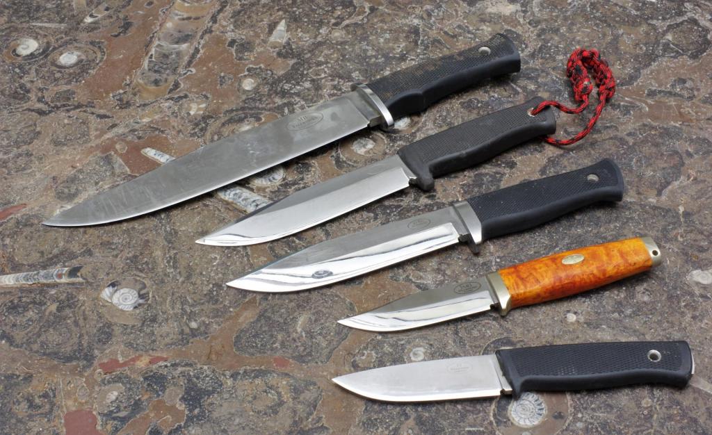 Туристические и походные ножи